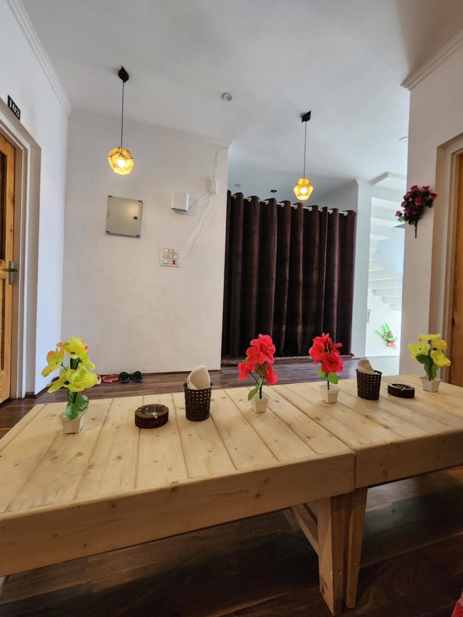 Serenity Inn Home Stay Srīnagar Exteriér fotografie